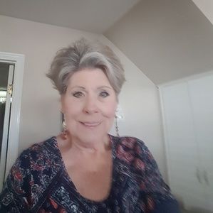 Meet your Posher, Cathie